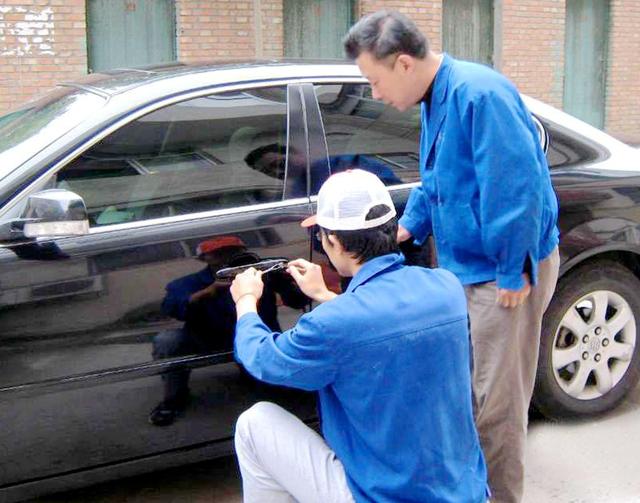 山阳镇开锁公司：车钥匙坏了怎么办